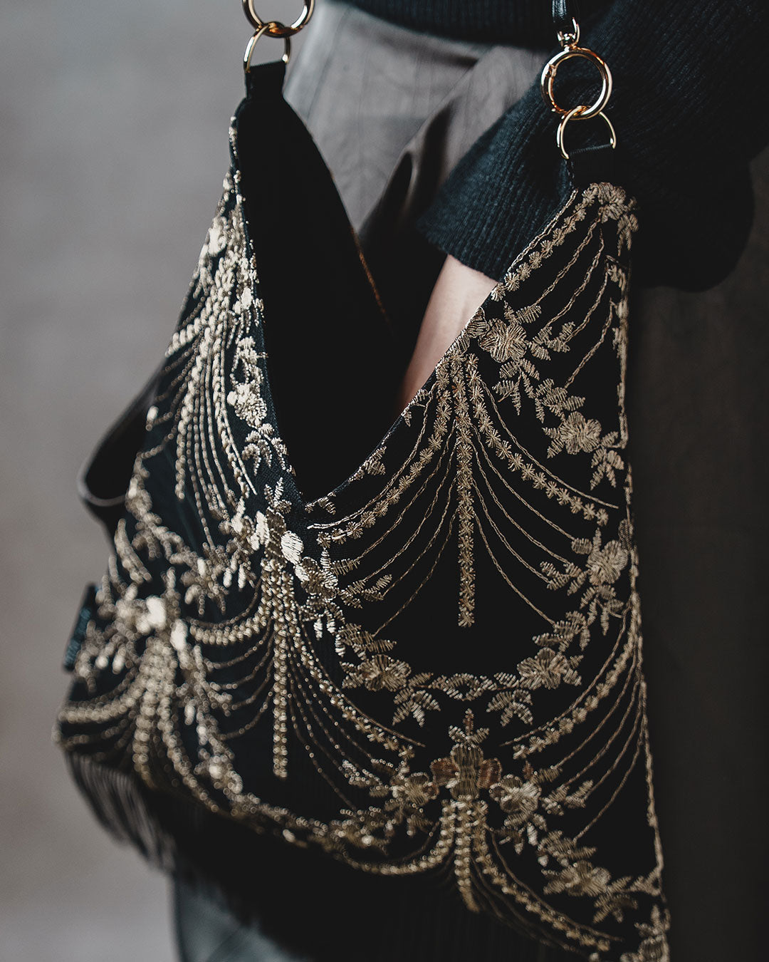 Triangle Tote Mini Black