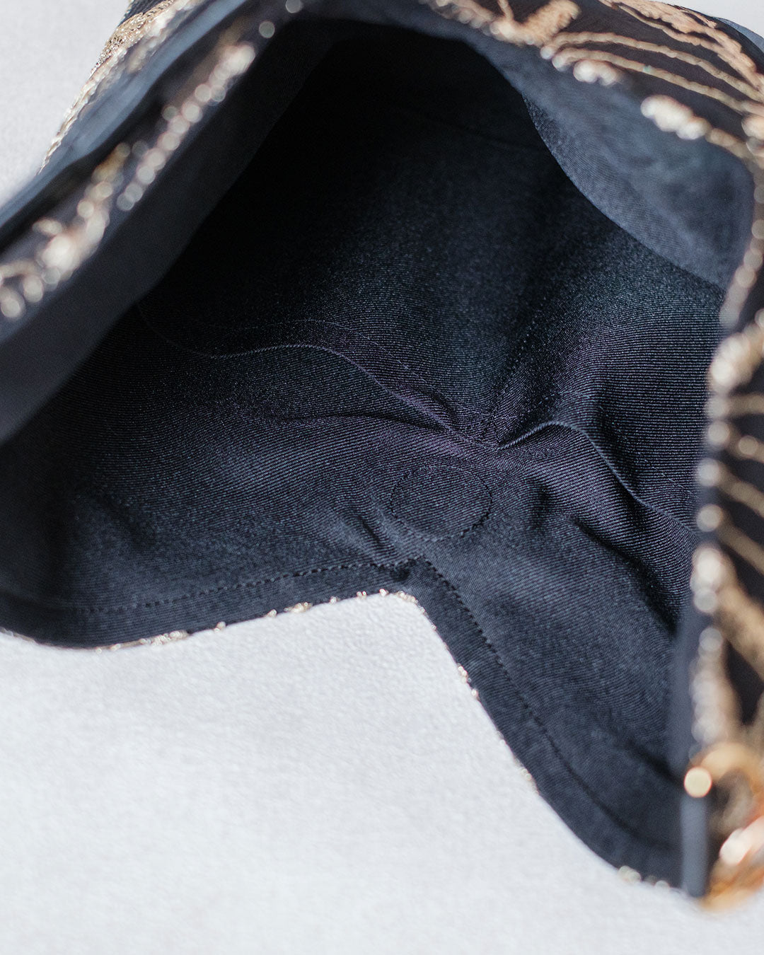 Triangle Tote Mini Black